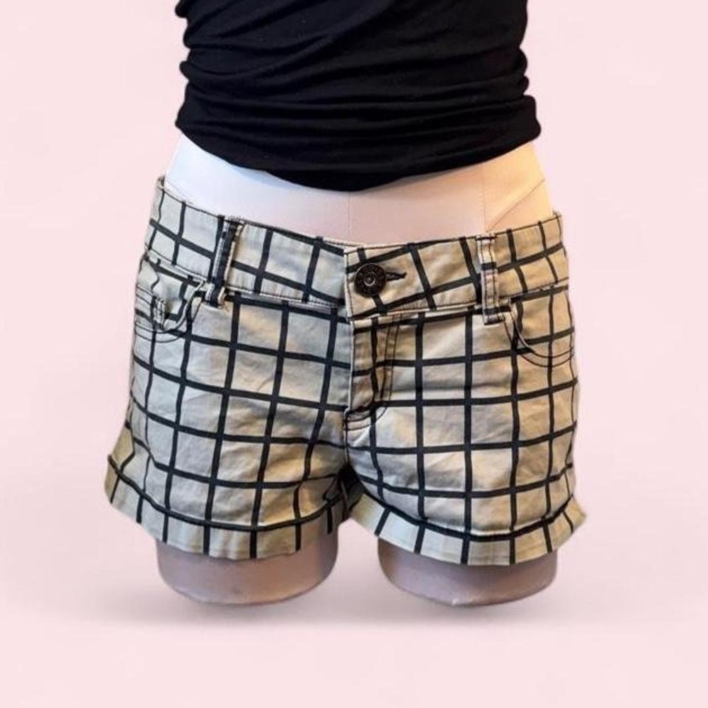 Guess black, cream & grey plaid shorts with a low-rise fit and cute tailored